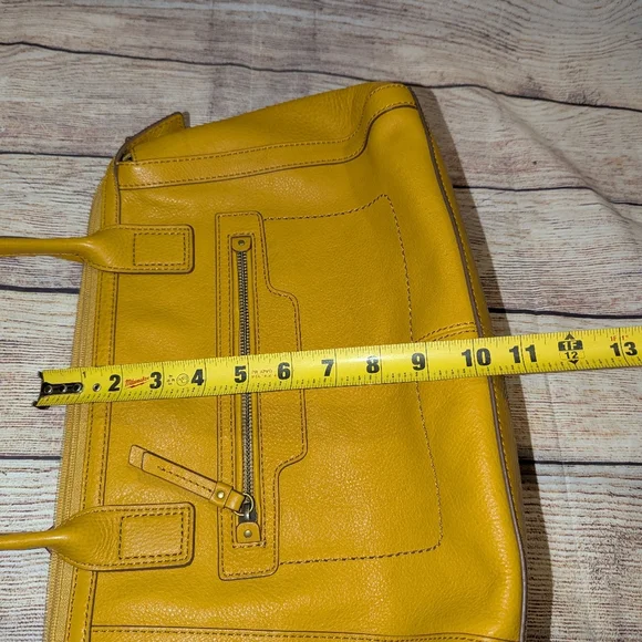 Fossil Shoulder Bag - Picture 7 of 7